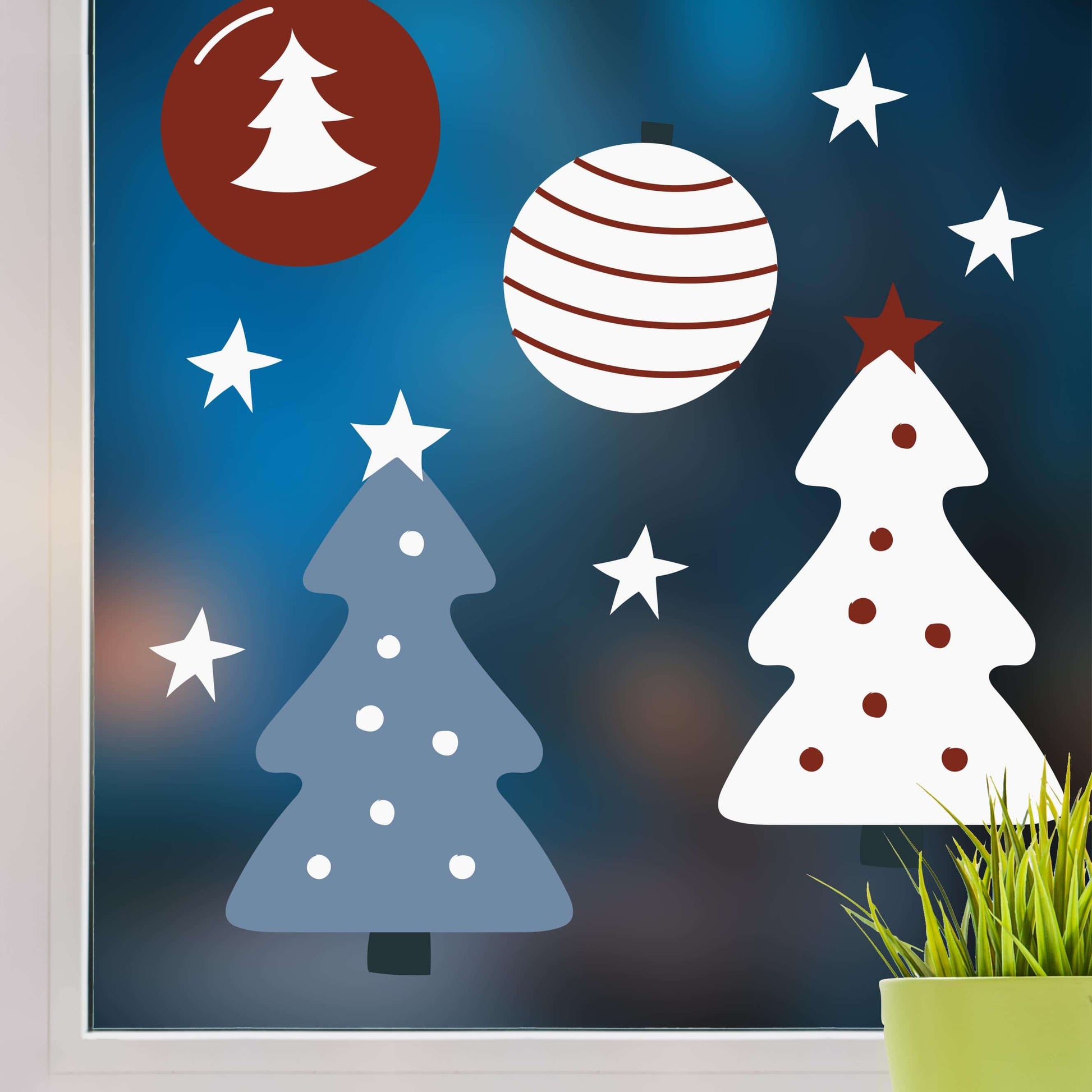 Fensterbild Weihnachtsbäume und Kugeln - Fensterbilder Weihnachten -   – Klebewurm